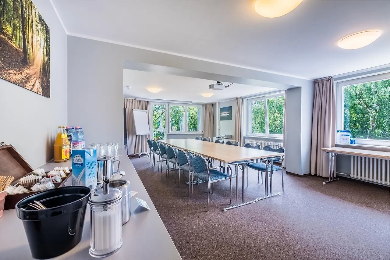 Hostel Jugendgästehaus Hauptbahnhof Berlin