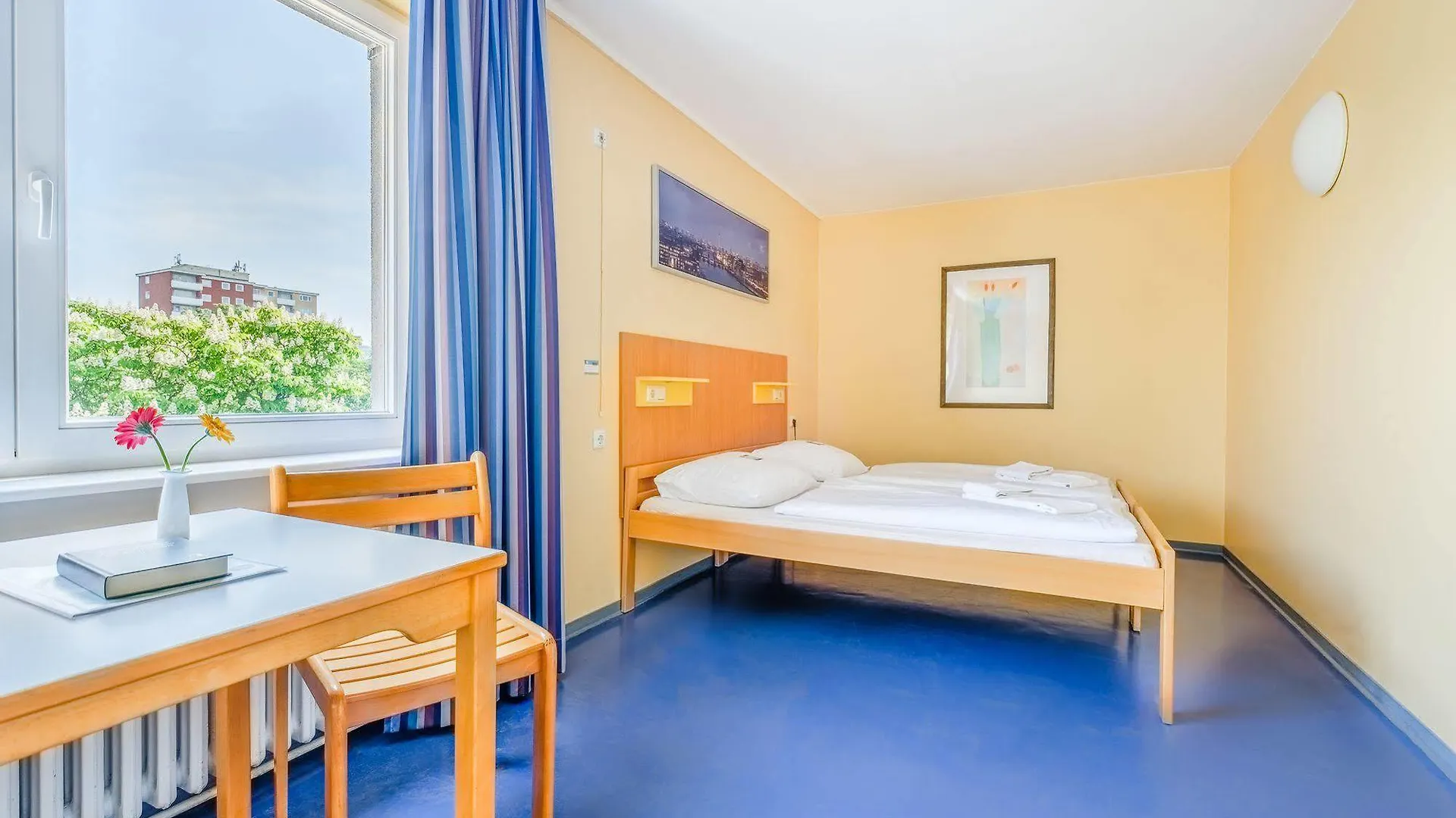 Jugendgästehaus Hauptbahnhof Berlin Hostel