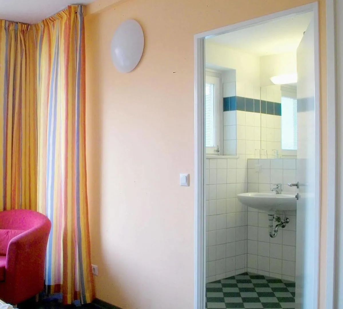 Jugendgästehaus Hauptbahnhof Berlin Hostel